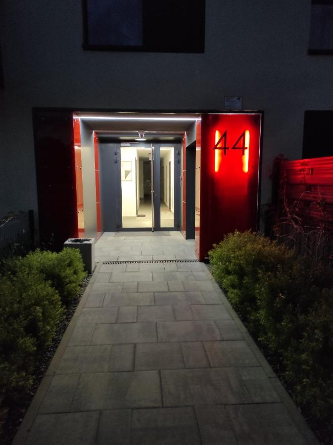 Garden Apartment Self Check-In - Bezkluczowy Dostep W 10 Minut O Kazdej Porze Красков Екстериор снимка